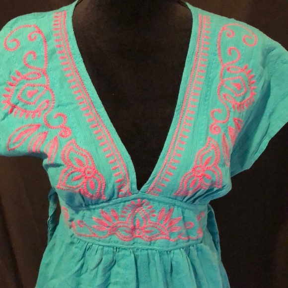 Embroidered Top - Picture 2 of 2